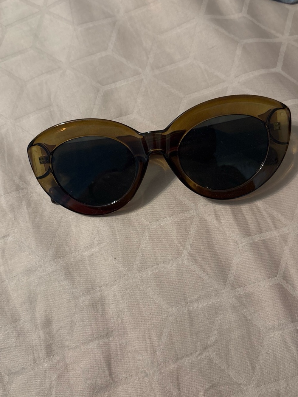 Tortoiseshell Cat Eye Sunglasses - Women Accessories